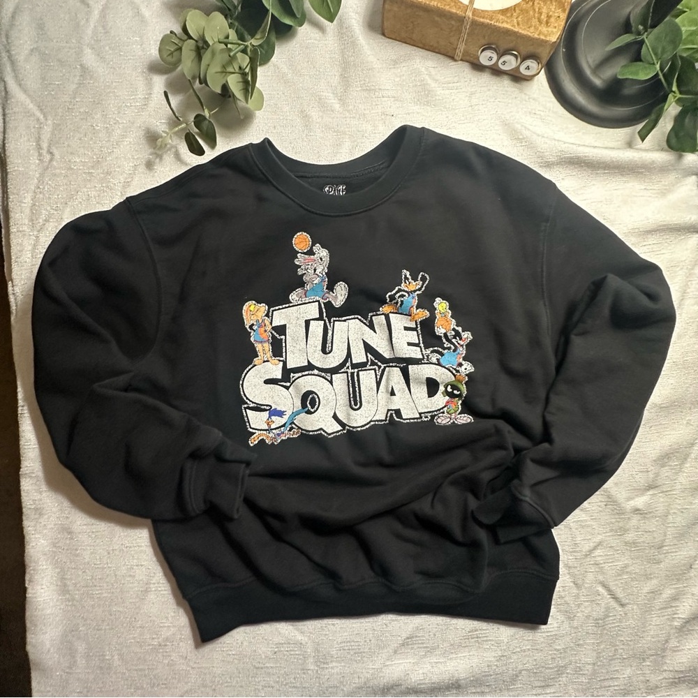 Space Jam Tune Squad Black Pullover Crewneck Sweatshirt Size M